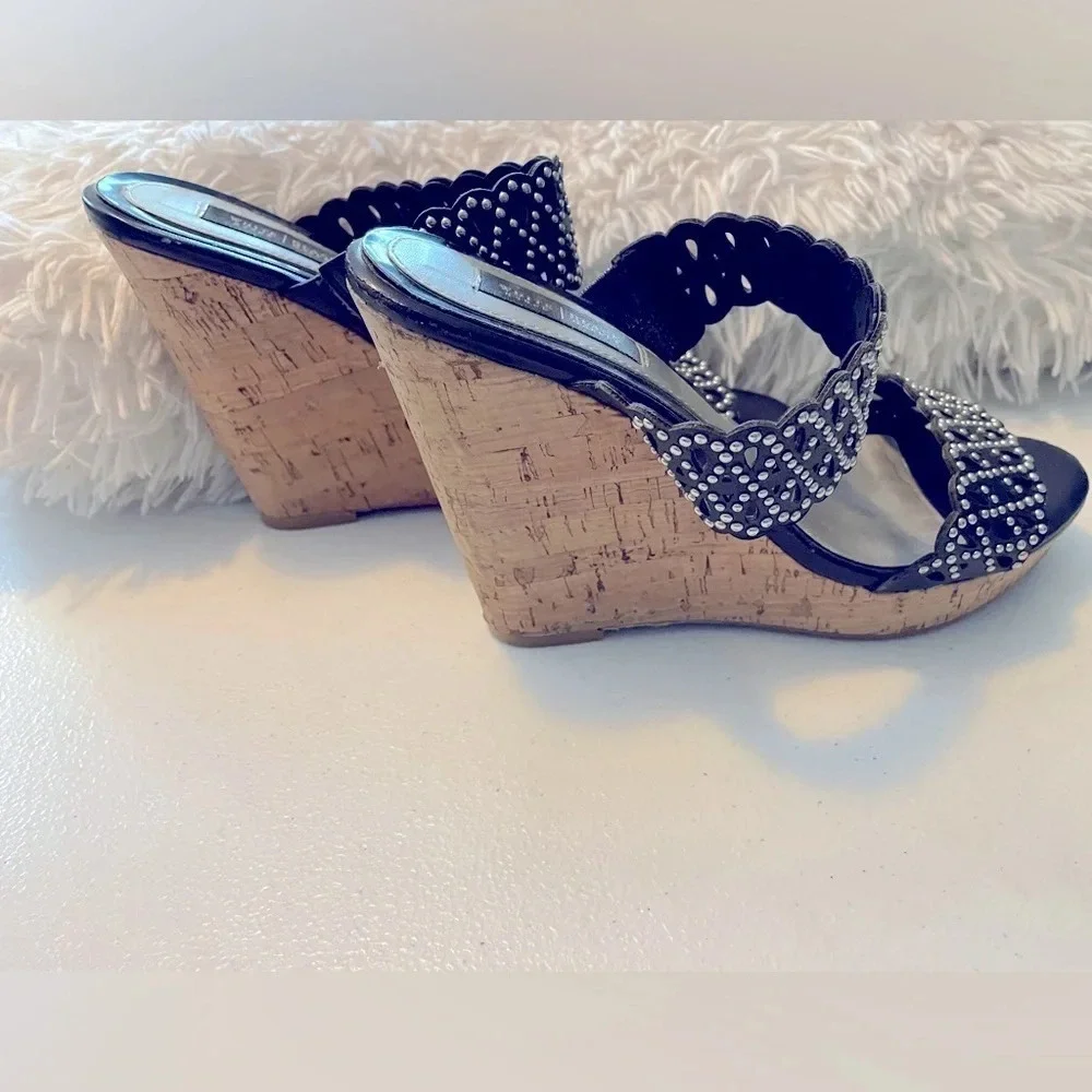 White House Black Market 8 cork wedges w/2 studded bands 4 1/4 heel rubber sole.